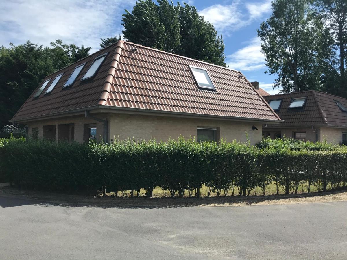 Vakantiehuisje De Panne Vlak Aan Plopsaland En De Zee 외부 사진